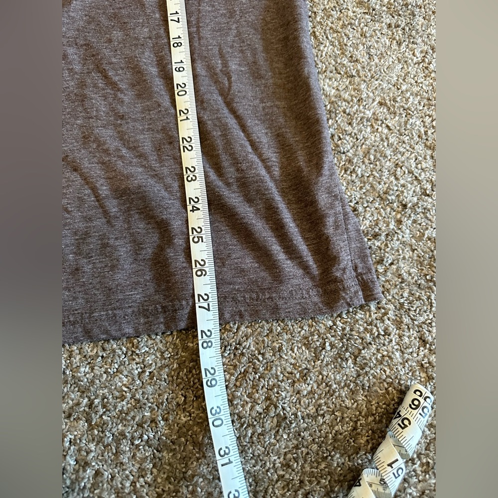 Yoga ‘unthink’ brown short sleeve T-shirt tee large - Picture 7 of 7